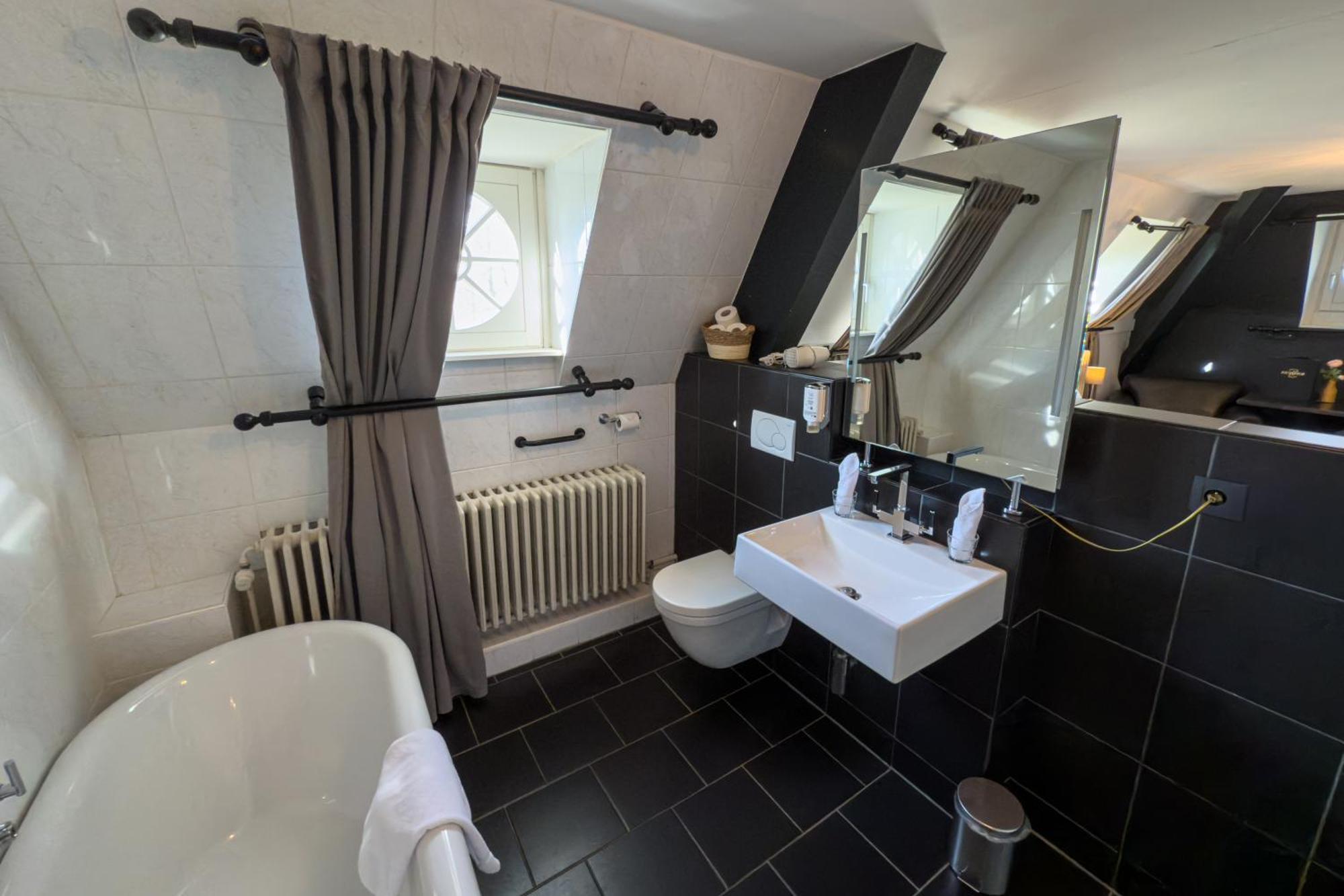 Hotel Kasteel Pietersheim Maastricht - Lanaken Zewnętrze zdjęcie